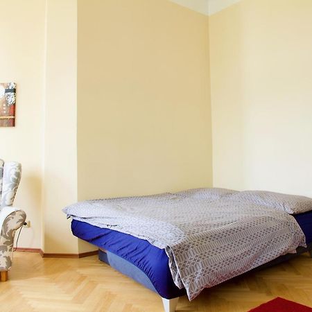 Ubytování 1204 na ulici Krále Jiřího Karlovy Vary Exterior foto