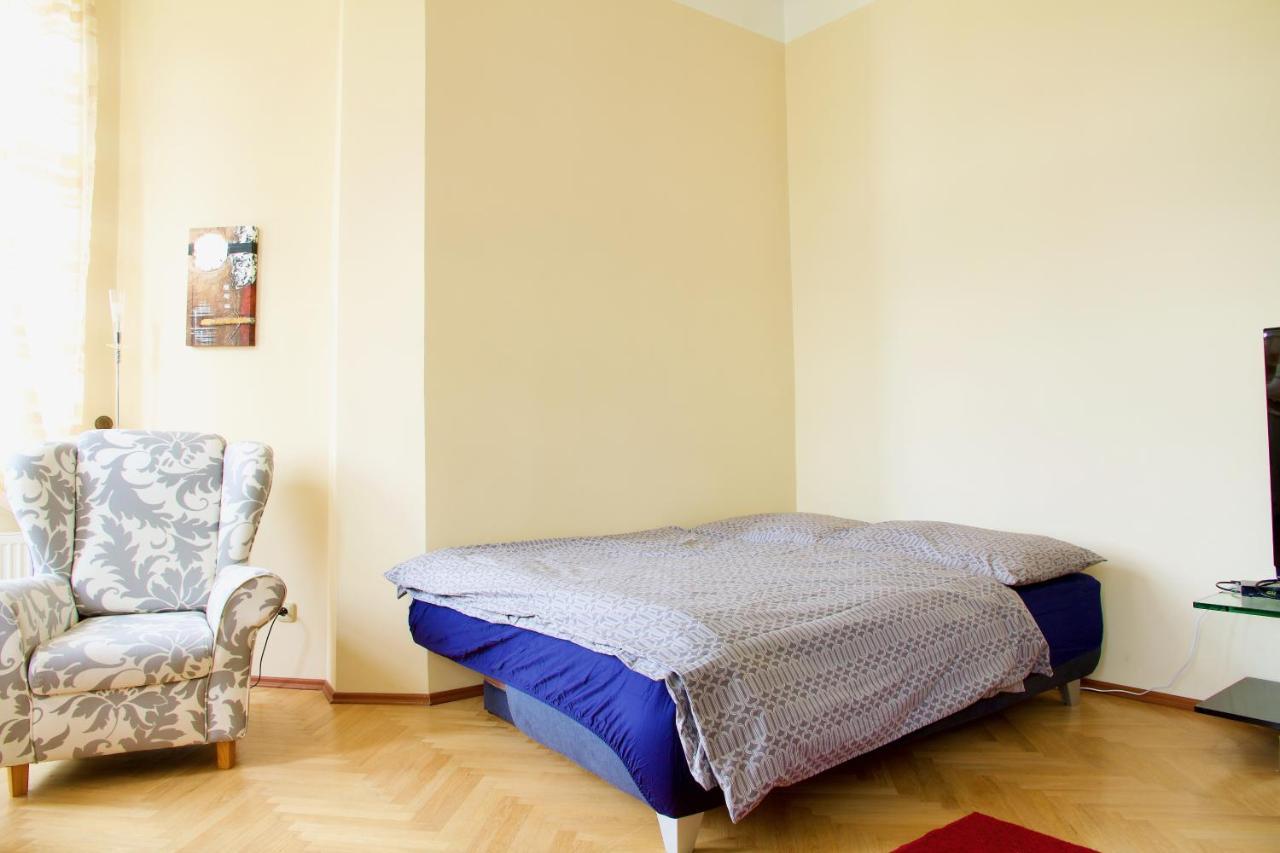 Ubytování 1204 na ulici Krále Jiřího Karlovy Vary Exterior foto