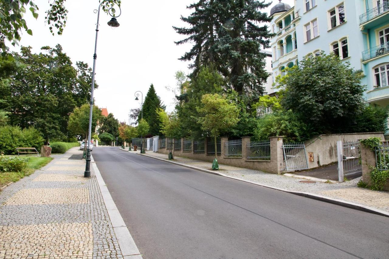 Ubytování 1204 na ulici Krále Jiřího Karlovy Vary Exterior foto